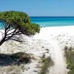 6 Posti Letto Con Piscina E Parcheggio Vicino Al Mare