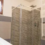 6 Posti Letto Con Piscina E Parcheggio Vicino Al Mare
