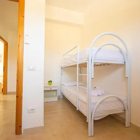 6 Posti Letto Con Piscina E Parcheggio Vicino Al Mare Posada (Sardinia)