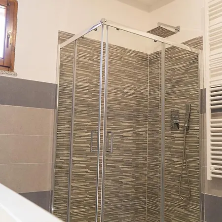 6 Posti Letto Con Piscina E Parcheggio Vicino Al Mare
