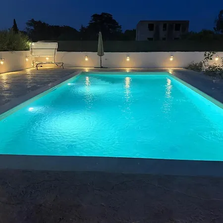 6 Posti Letto Con Piscina E Parcheggio Vicino Al Mare Daire *